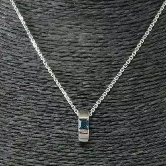 GENUINE SWAROVSKI SIGNED .925 AQUAMARINE crystal Pemdant Necklace - Picture 7 of 9